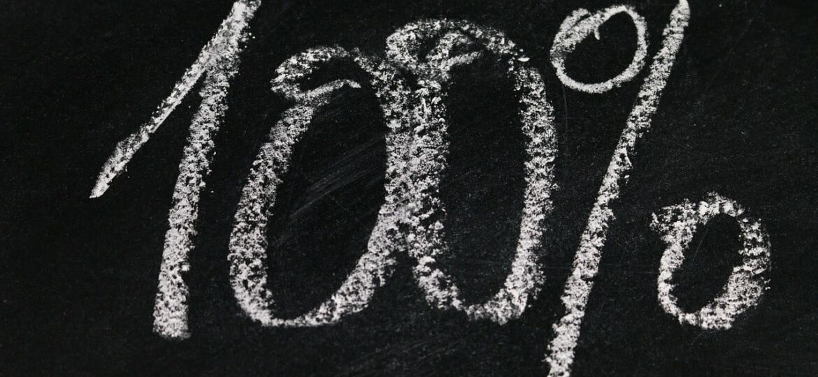 one-hundred-1165990_1280